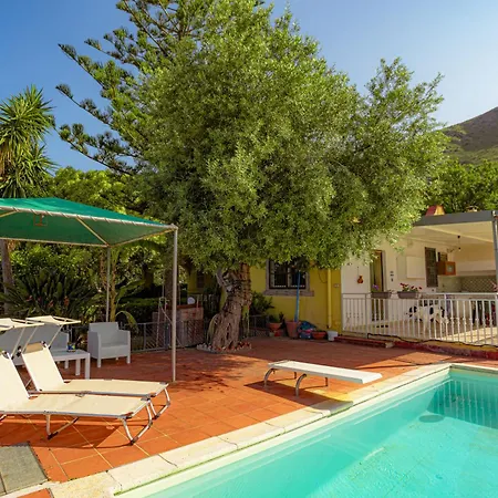 Villa Rovetto Monte Mare *